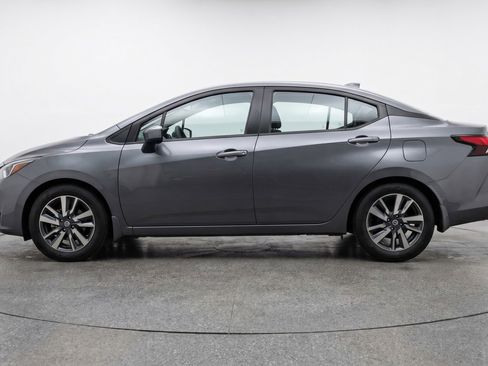 Used 2025 Nissan Versa SV FWD image 5
