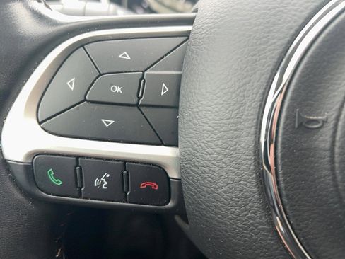 Used 2020 Jeep Compass Latitude image 35