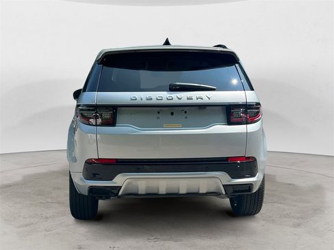 New 2025 Land Rover Discovery Sport S image 4
