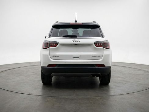 Used 2025 Jeep Compass Limited image 7