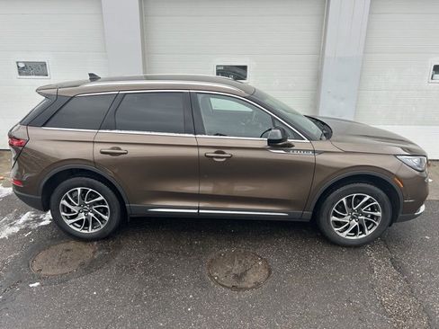 Certified 2022 Lincoln Corsair AWD w/ Equipment Group 101A image 6