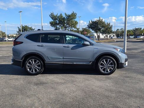 Used 2021 Honda CR-V Touring image 3