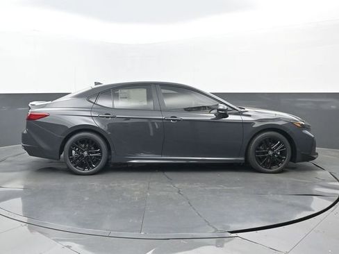 New 2026 Toyota Camry SE w/ Convenience Package image 2