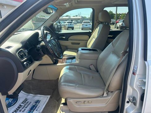 Used 2013 GMC Yukon Denali AWD/4WD image 10
