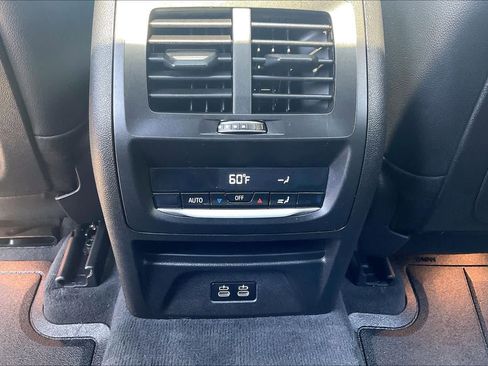 Used 2023 BMW X4 xDrive30i w/ M Sport Package AWD/4WD image 37