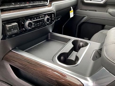 New 2026 Chevrolet Silverado 3500 LT image 13