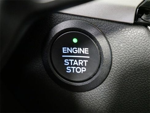 Certified 2022 Ford Escape SE w/ Cold Weather Package image 23