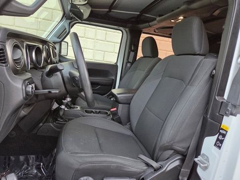 Used 2021 Jeep Wrangler Sport image 25