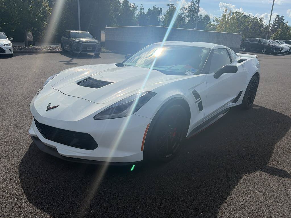 Used 2019 Chevrolet Corvette Grand Sport RWD image 3