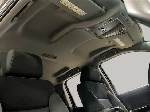 Used 2015 GMC Sierra 1500 SLT w/ SLT Crew Cab Value Package image 25