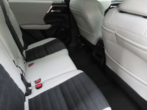 New 2026 Mitsubishi Outlander SE AWD/4WD image 23