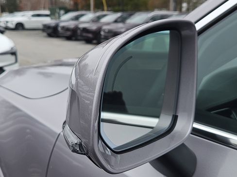 New 2026 Volvo XC90 B6 Plus w/ Protection Package Premier image 13