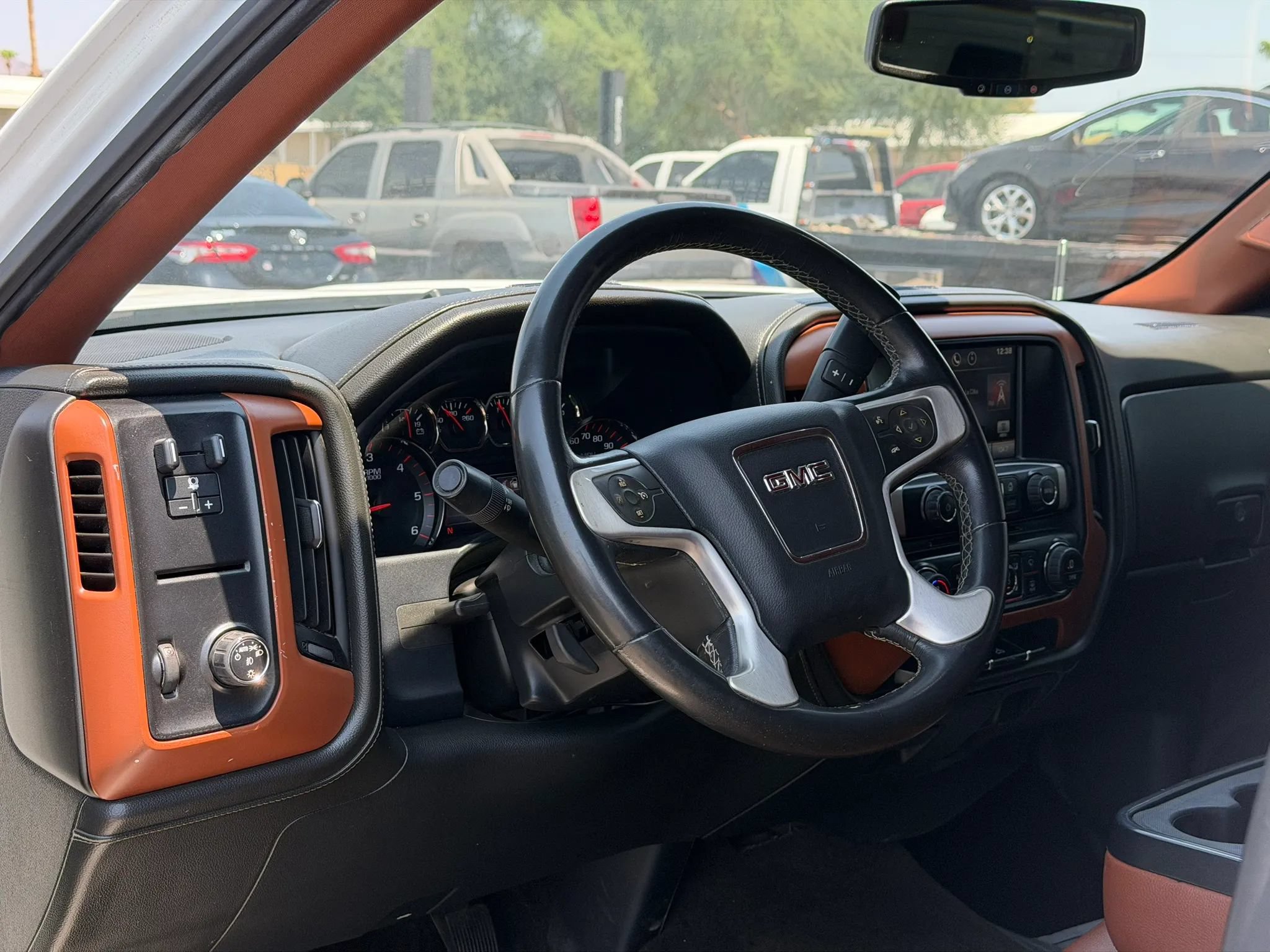 Used 2015 GMC Sierra 1500 SLE w/ SLE Value Package RWD image 20
