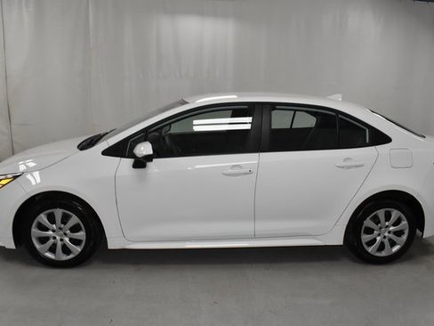 Used 2024 Toyota Corolla LE image 8