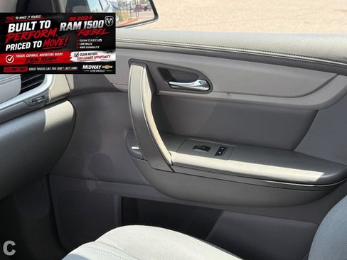 Used 2016 Chevrolet Traverse LS w/ LPO, 'HIT The Road' Package FWD image 18