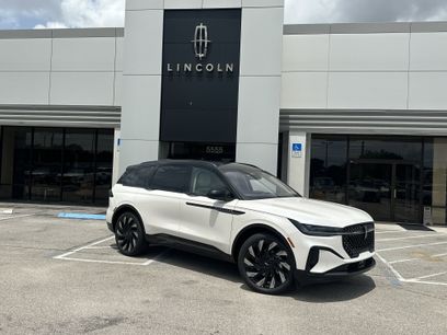 New 2025 Lincoln Nautilus Reserve w/ Jet Appearance Package