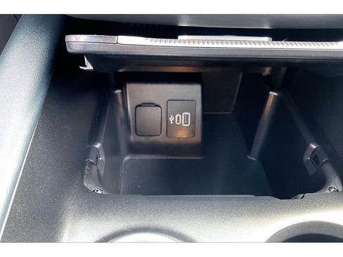 Used 2025 Ford Explorer ST-Line AWD/4WD image 27