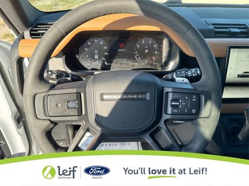 Used 2023 Land Rover Defender 110 V8 image 15