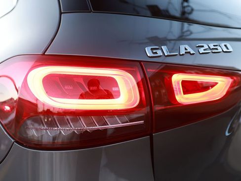 Used 2023 Mercedes-Benz GLA 250 GLA 250 image 28