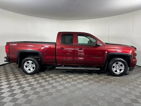 Used 2017 Chevrolet Silverado 1500 LT w/ All Star Edition AWD/4WD image 6