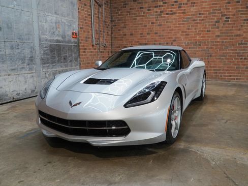 Used 2014 Chevrolet Corvette Stingray Convertible w/ 3LT Preferred Equipment Group RWD image 6