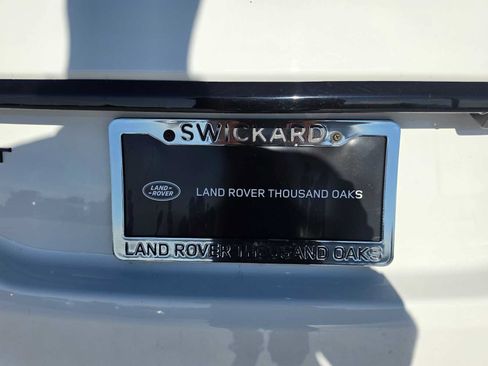 Used 2024 Land Rover Discovery Sport Dynamic SE AWD/4WD image 13