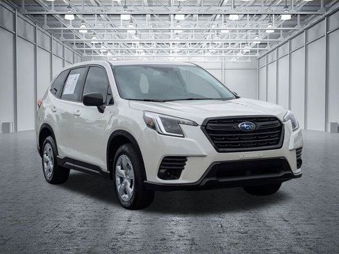 Used 2022 Subaru Forester Limited AWD/4WD image 7