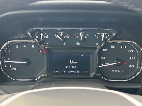 Used 2022 GMC Sierra 1500 SLE image 10