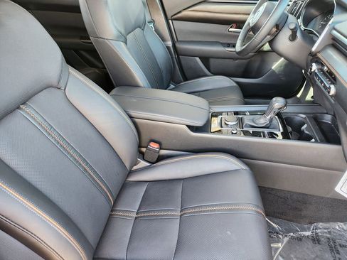 New 2025 MAZDA CX-50 AWD 2.5 S w/ Premium Plus Pkg image 4