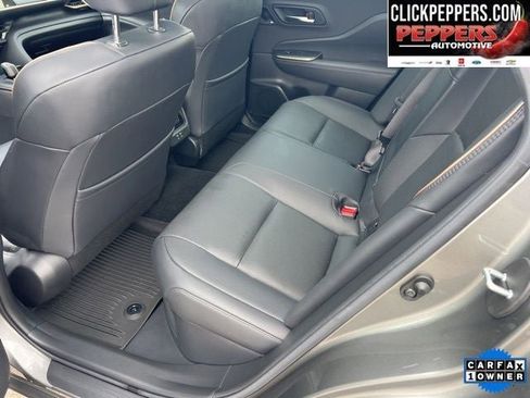 Used 2023 Toyota Crown Limited image 15