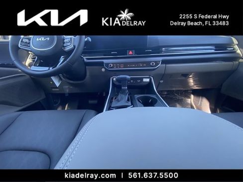 New 2026 Kia Carnival EX image 11