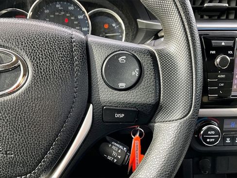 Used 2014 Toyota Corolla L image 19