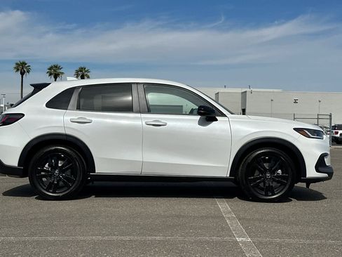 New 2026 Honda HR-V Sport image 2