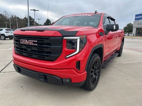 Used 2024 GMC Sierra 1500 Elevation w/ Elevation Premium Package image 4