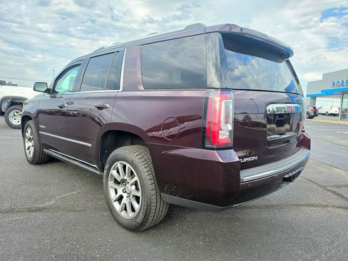 Used 2017 GMC Yukon Denali AWD/4WD image 4