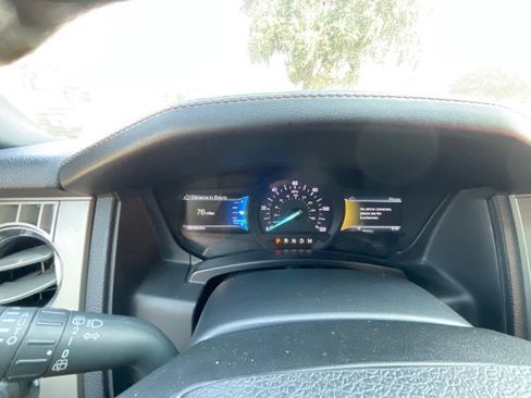 Used 2015 Ford Expedition King Ranch RWD image 2