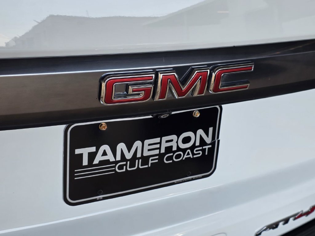 Used 2021 GMC Yukon XL AT4 w/ AT4 Premium Plus Package AWD/4WD image 31