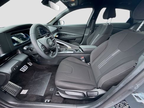 New 2026 Hyundai Elantra Sport FWD image 14
