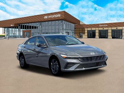 New 2026 Hyundai Elantra Sport image 11