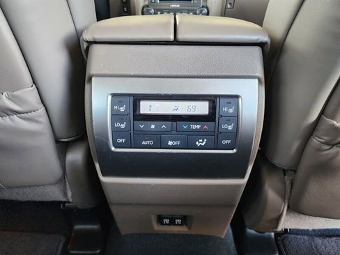 Used 2023 Lexus GX 460 Premium image 75