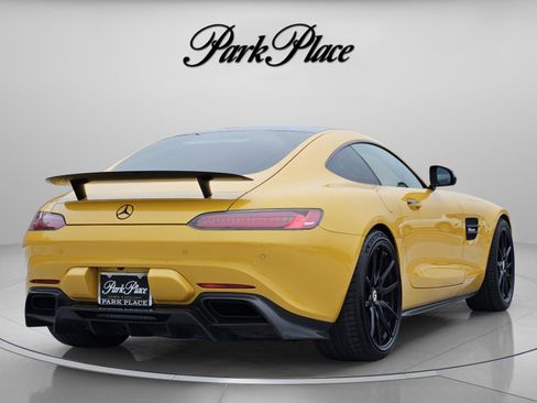 Used 2017 Mercedes-Benz AMG GT Coupe image 6
