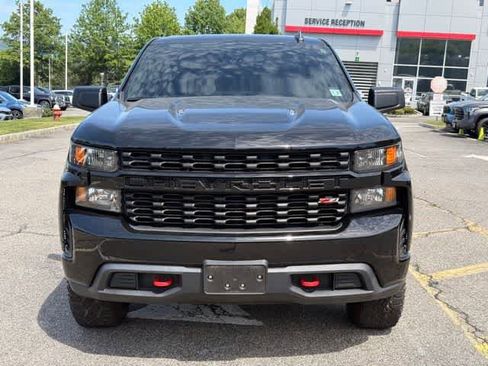 Used 2022 Chevrolet Silverado 1500 Custom Trail Boss w/ Safety Confidence Package AWD/4WD image 2