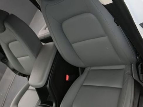 Used 2022 Chevrolet Colorado W/T image 11