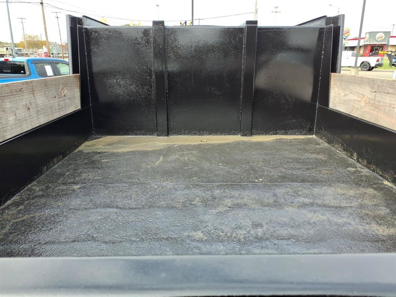Used 2017 Ford F350 XL w/ Power Equipment Group RWD image 16