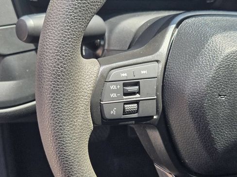 Used 2025 Honda Accord LX image 17