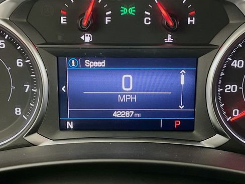 Used 2024 GMC Terrain SLE image 14