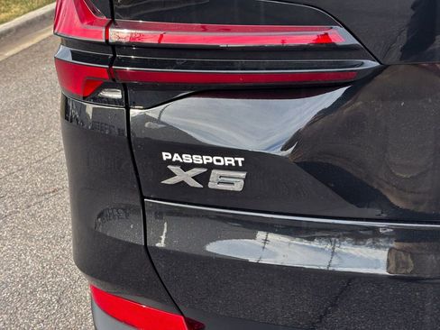 New 2026 BMW X5 xDrive50e image 6