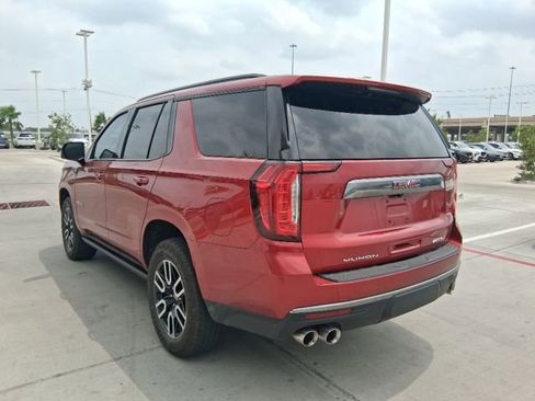 Used 2024 GMC Yukon AT4 w/ AT4 Premium Package AWD/4WD image 4