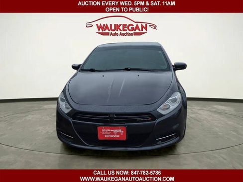 Used 2013 Dodge Dart SXT w/ Popular Equipment Group FWD image 2