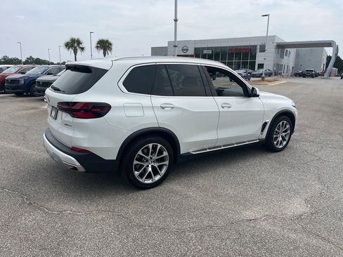 Used 2024 BMW X5 sDrive40i RWD image 5